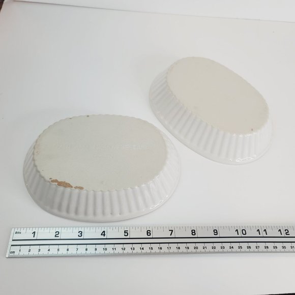 Set of 2 VINTAGE White Fluted Oval Creme Brulee/Quiche Baking Dishes/Ramekins - Picture 5 of 6